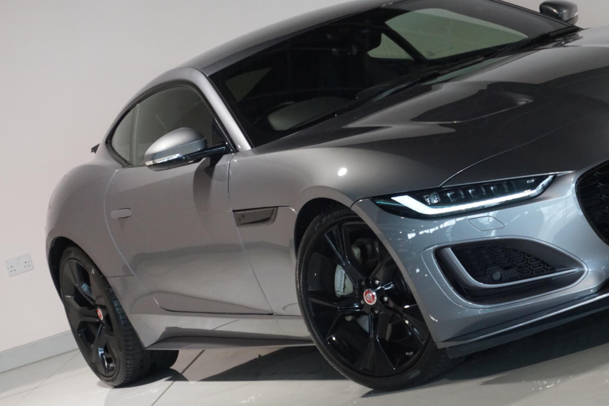 Jaguar F-Type 2.0i R-Dynamic Coupe 2dr Petrol Auto Euro 6 (s/s) (300 ps)